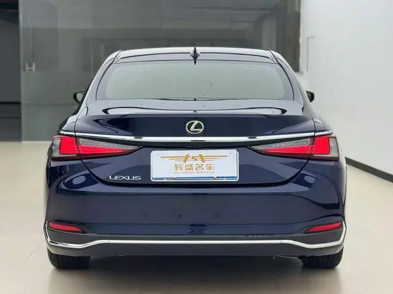 2022 Lexus ES 2.5T Automatic Rear-Wheel Drive 5-Seater (Parallel Import) — миниатюра 4