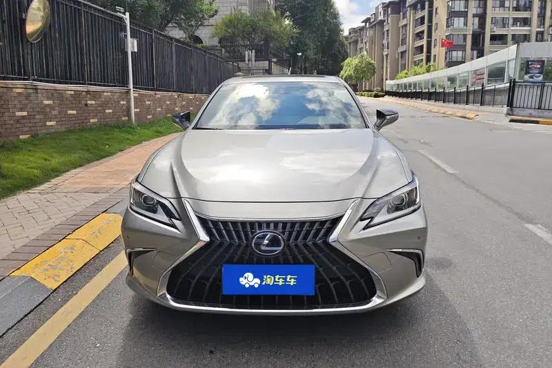 Lexus ES 2021 300h Premium Edition — миниатюра 2