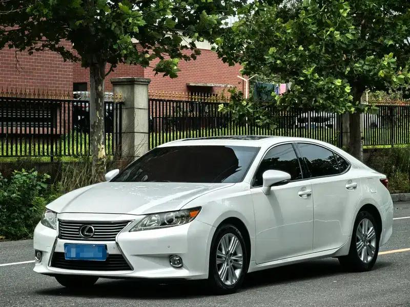 Lexus ES 2013 250 Elegant Edition — миниатюра 1
