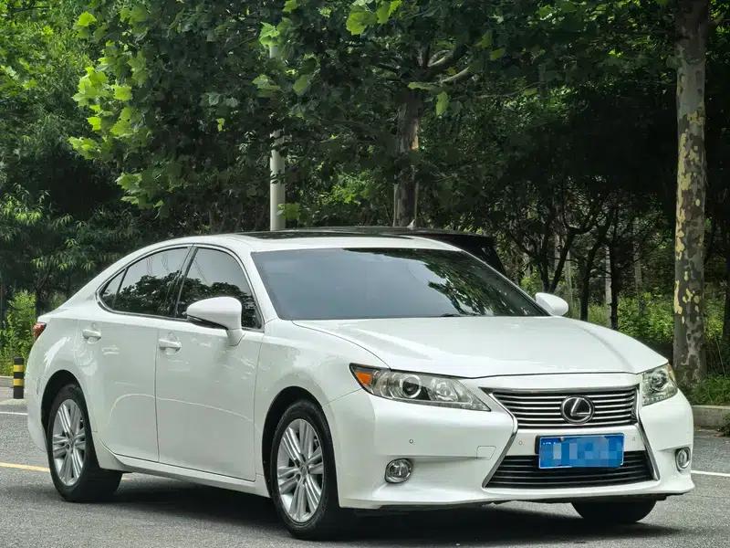 Lexus ES 2013 250 Elegant Edition — миниатюра 3