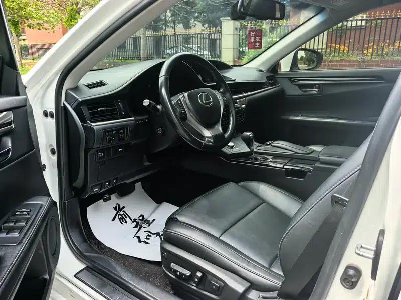 Lexus ES 2013 250 Elegant Edition — миниатюра 8