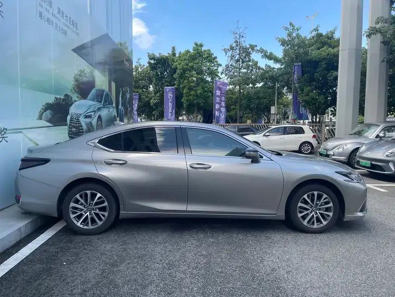Lexus ES 2025 200 Premium Edition — миниатюра 6