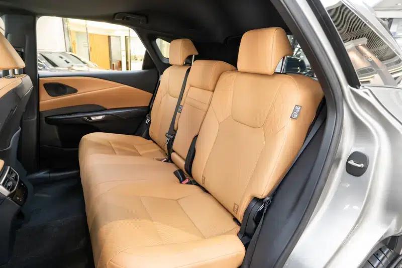 Lexus RX 2025 300 AWD Luxury Edition — миниатюра 18