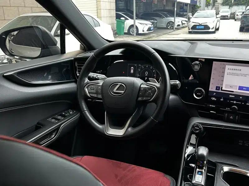 Lexus NX 2022 260 AWD Skyactiv-G — миниатюра 16