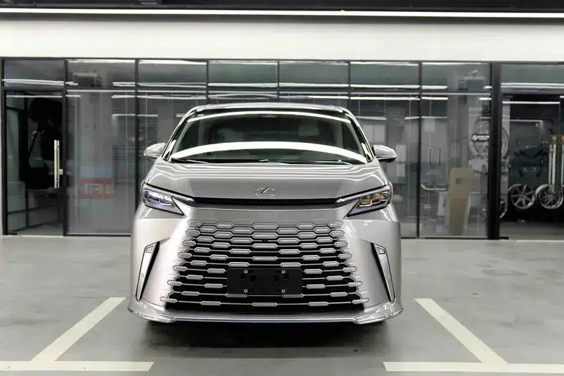 Lexus LM 2023 350h E-Four 7-Seat Elegant Edition — миниатюра 2