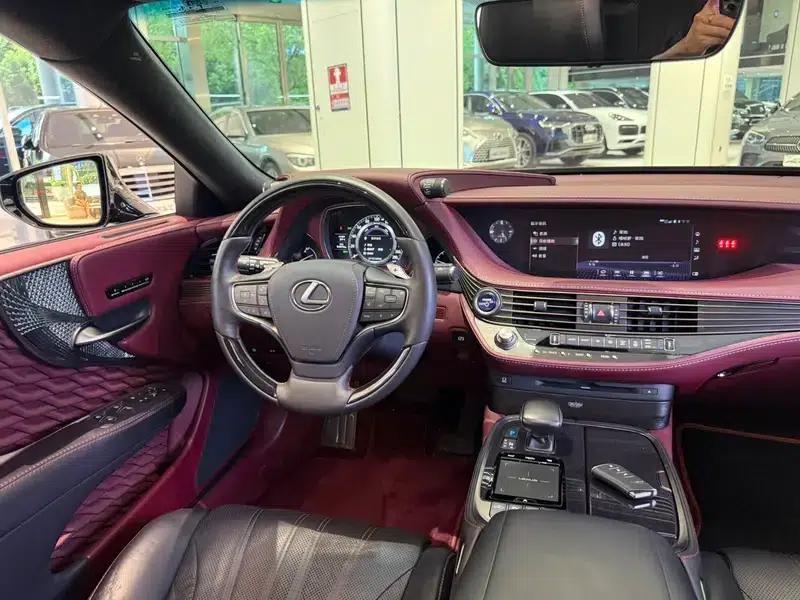 Lexus LS 2018 500h Executive Edition (China V emission standard) — миниатюра 11