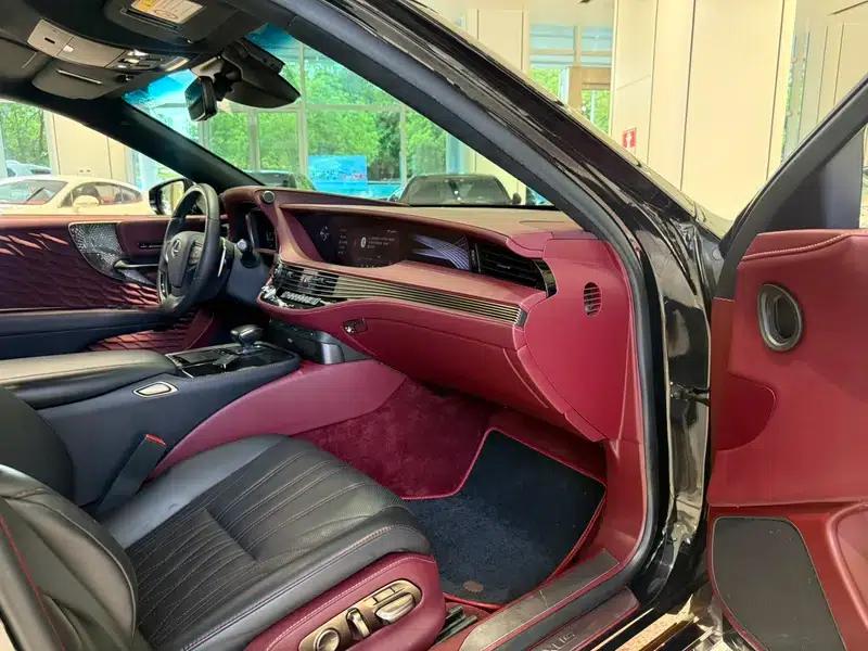 Lexus LS 2018 500h Executive Edition (China V emission standard) — миниатюра 12