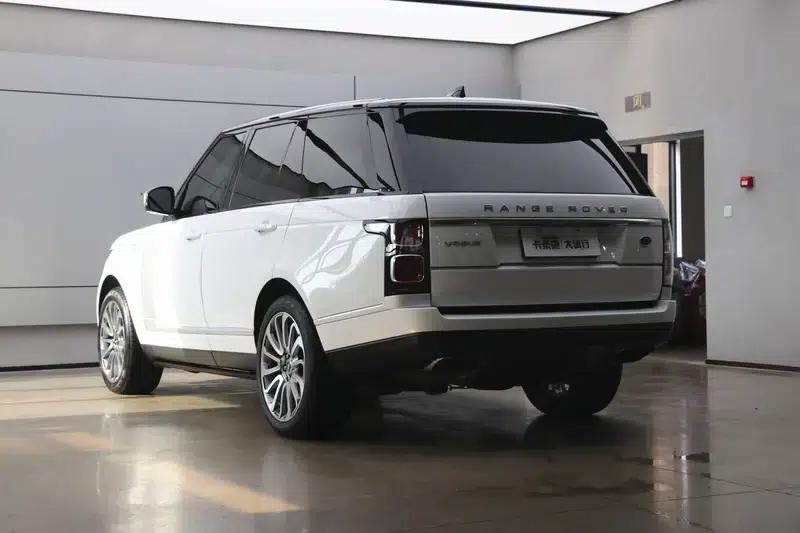Range Rover 2021 3.0 L6 Legendary Edition — миниатюра 4