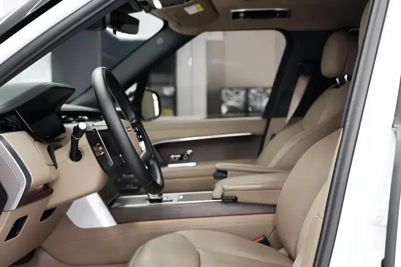 Range Rover 2024 3.0 L6 400PS Grand Long Wheelbase — миниатюра 12