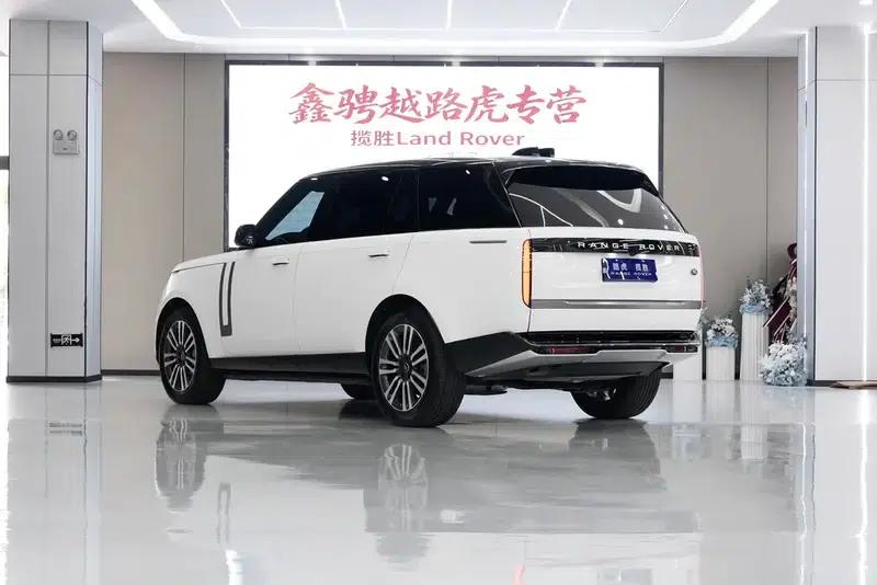 Range Rover 2024 3.0 L6 400PS Grand Long Wheelbase — миниатюра 4