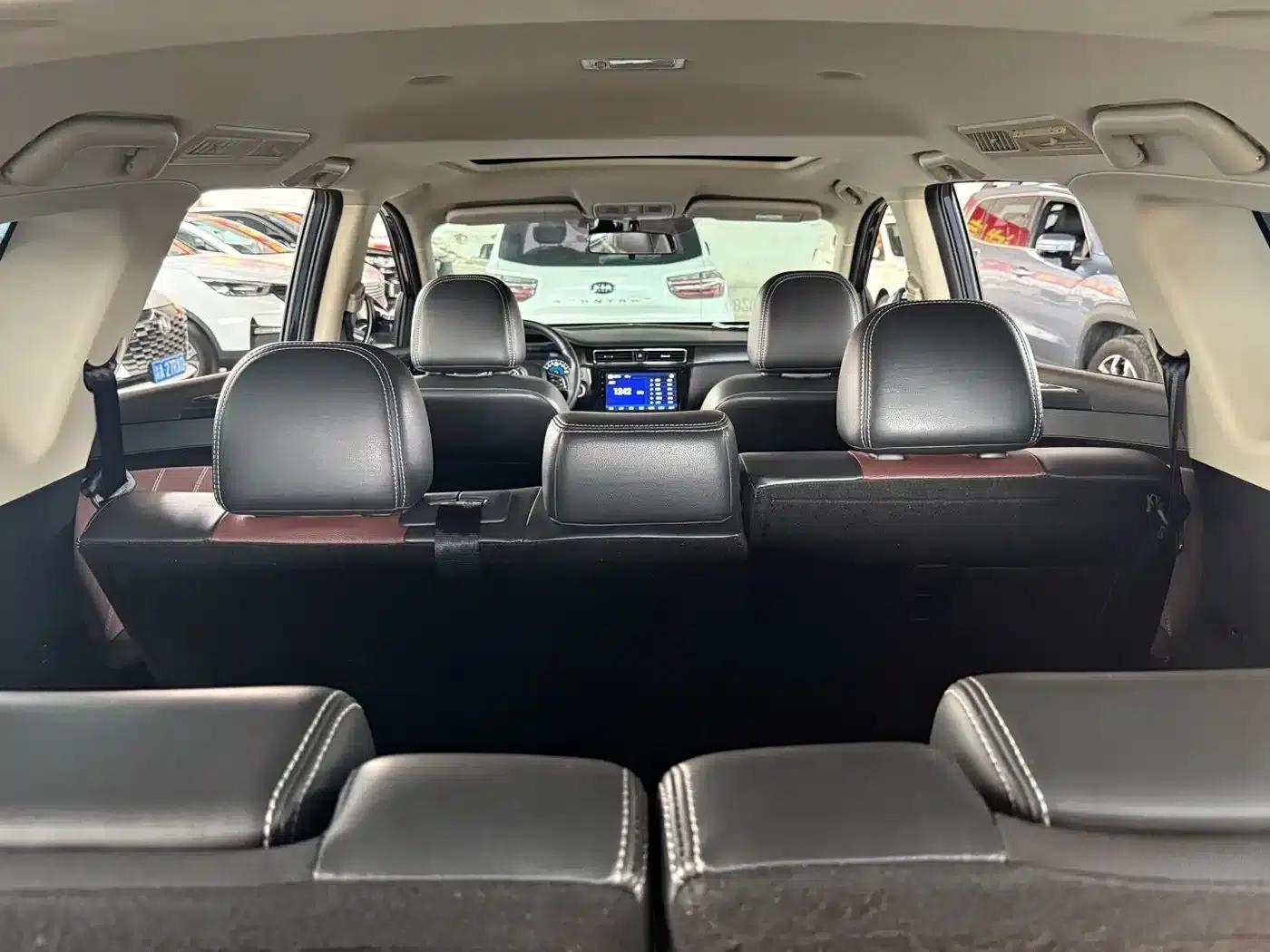 Fengguang 580 2016 Facelift 1.5T CVT Comfort Model — миниатюра 7