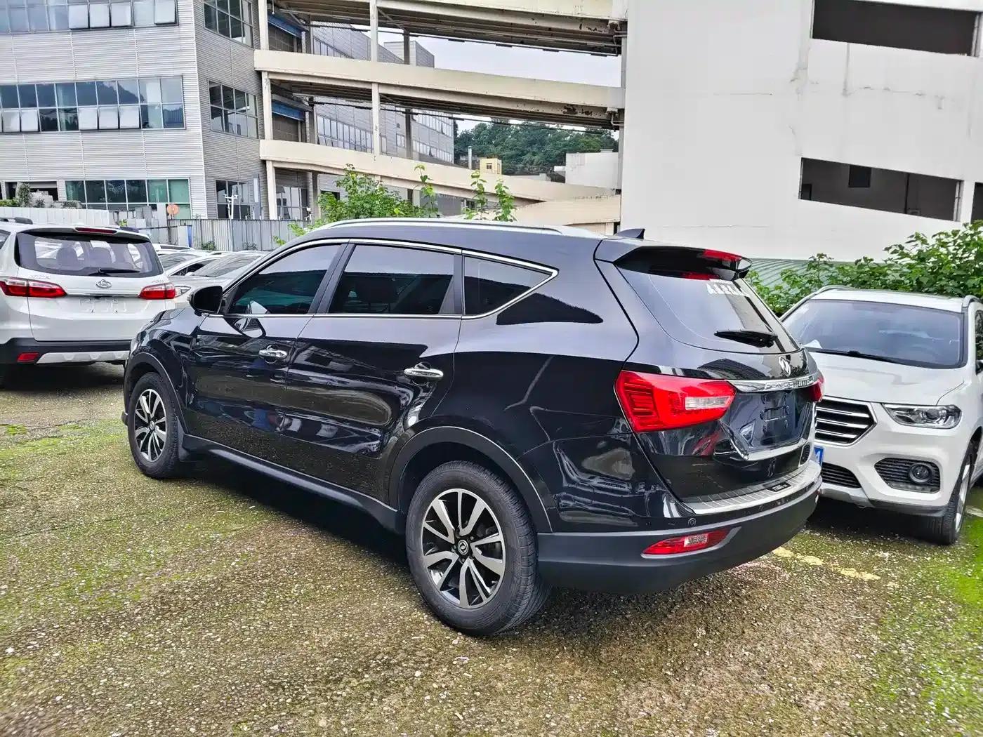 Fengguang 580 2016 Facelift 1.5T CVT Comfort Model — миниатюра 9