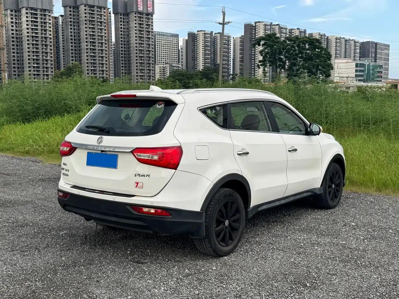 Fengguang 580 2016 Facelift 1.5T CVT Comfort Model — миниатюра 4