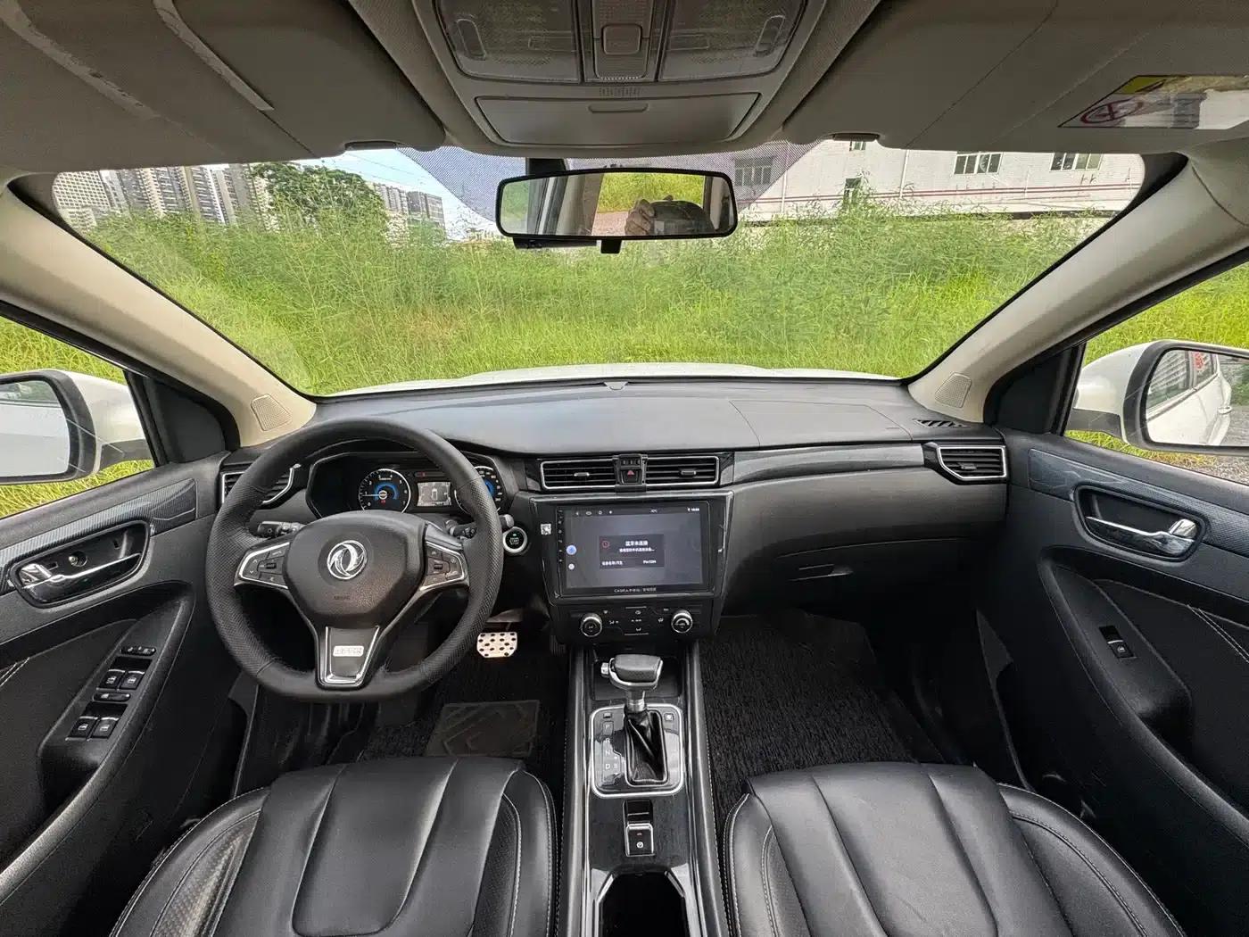 Fengguang 580 2016 Facelift 1.5T CVT Comfort Model — миниатюра 10