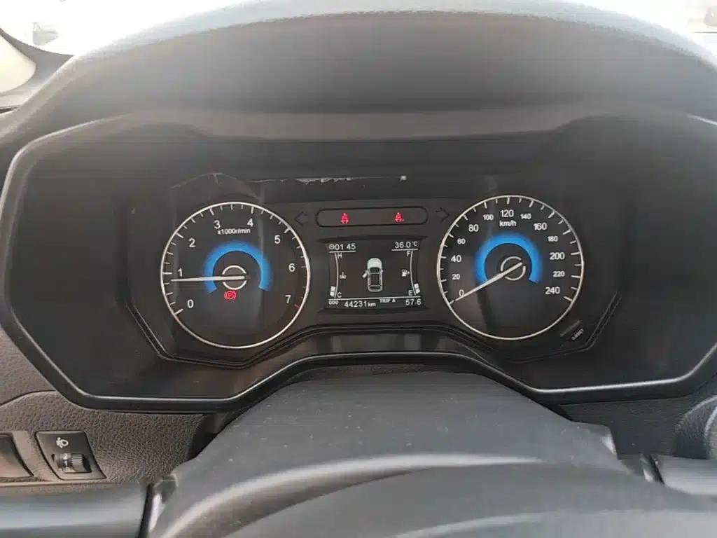 Fengguang 580 2017 1.5T Manual Deluxe Edition — миниатюра 12
