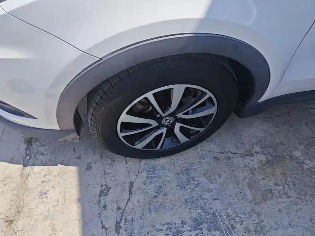 Fengguang 580 2017 1.5T Manual Deluxe Edition — миниатюра 23