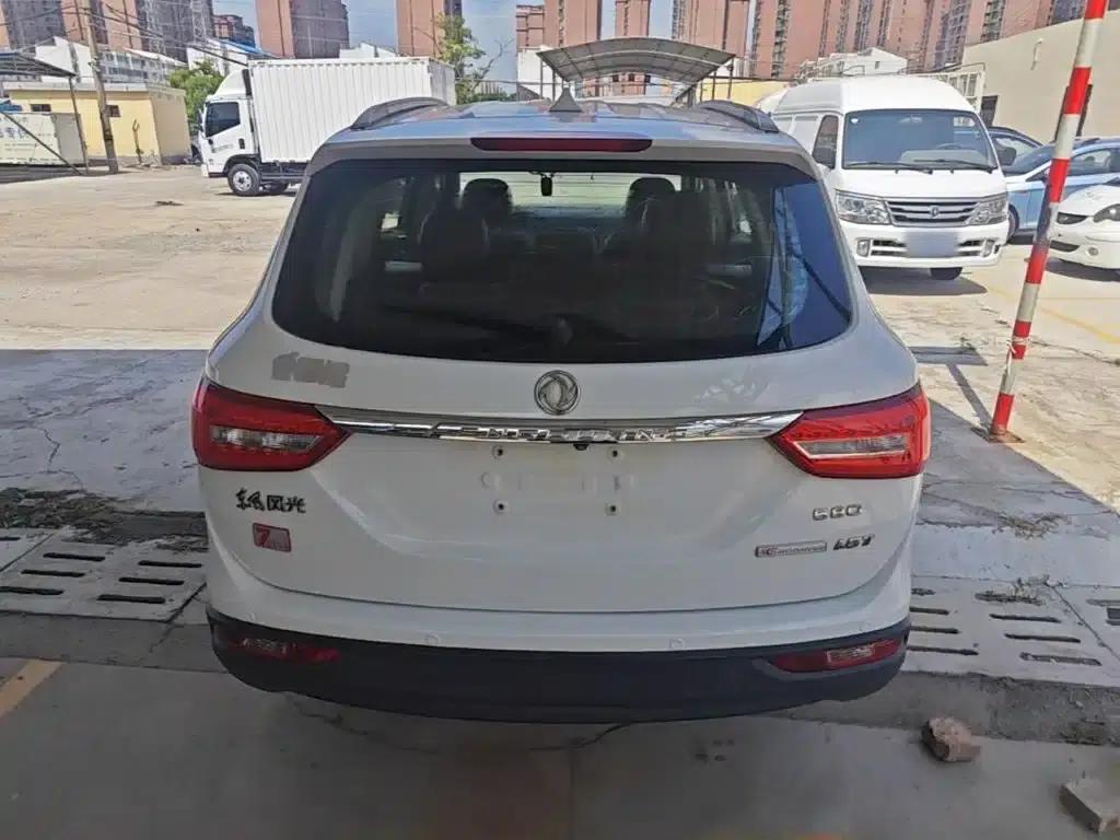 Fengguang 580 2017 1.5T Manual Deluxe Edition — миниатюра 6