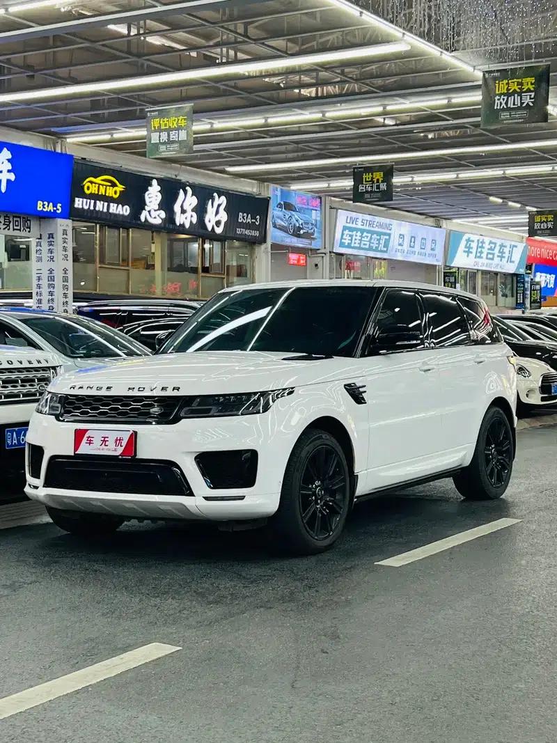 Range Rover Sport 2021 3.0 L6 Black Edition — миниатюра 1