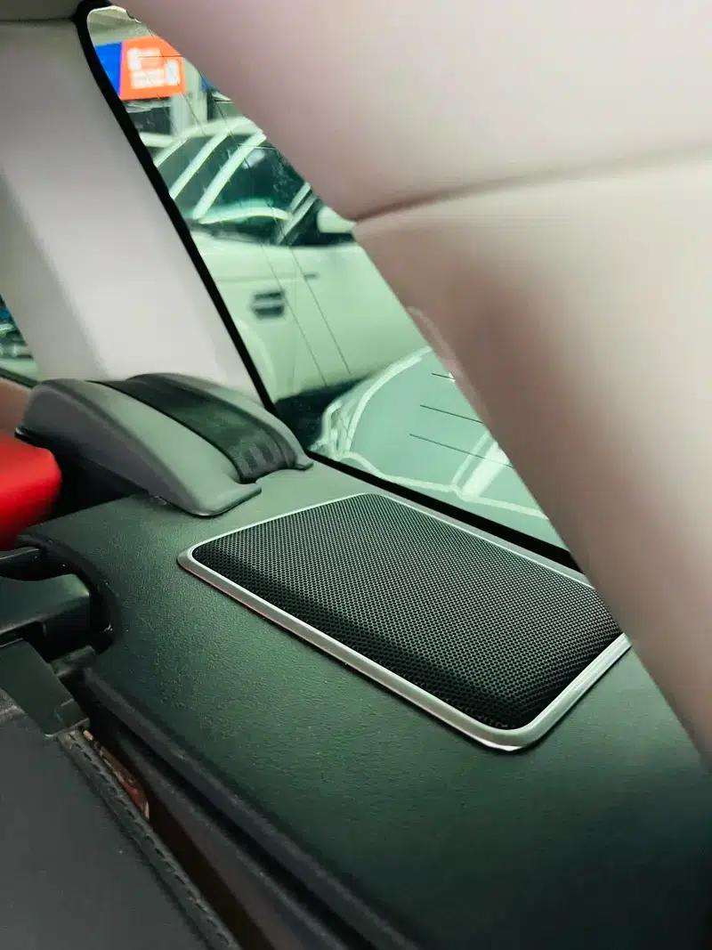 Range Rover Sport 2021 3.0 L6 Black Edition — миниатюра 13