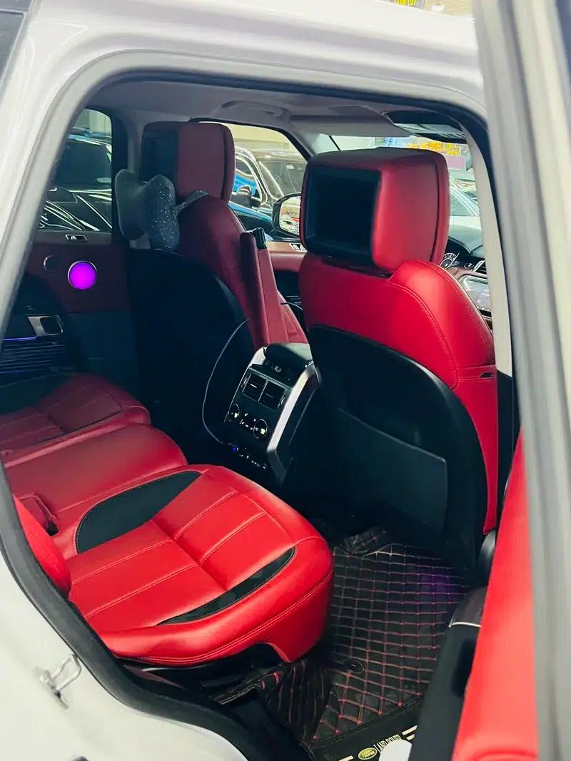 Range Rover Sport 2021 3.0 L6 Black Edition — миниатюра 3