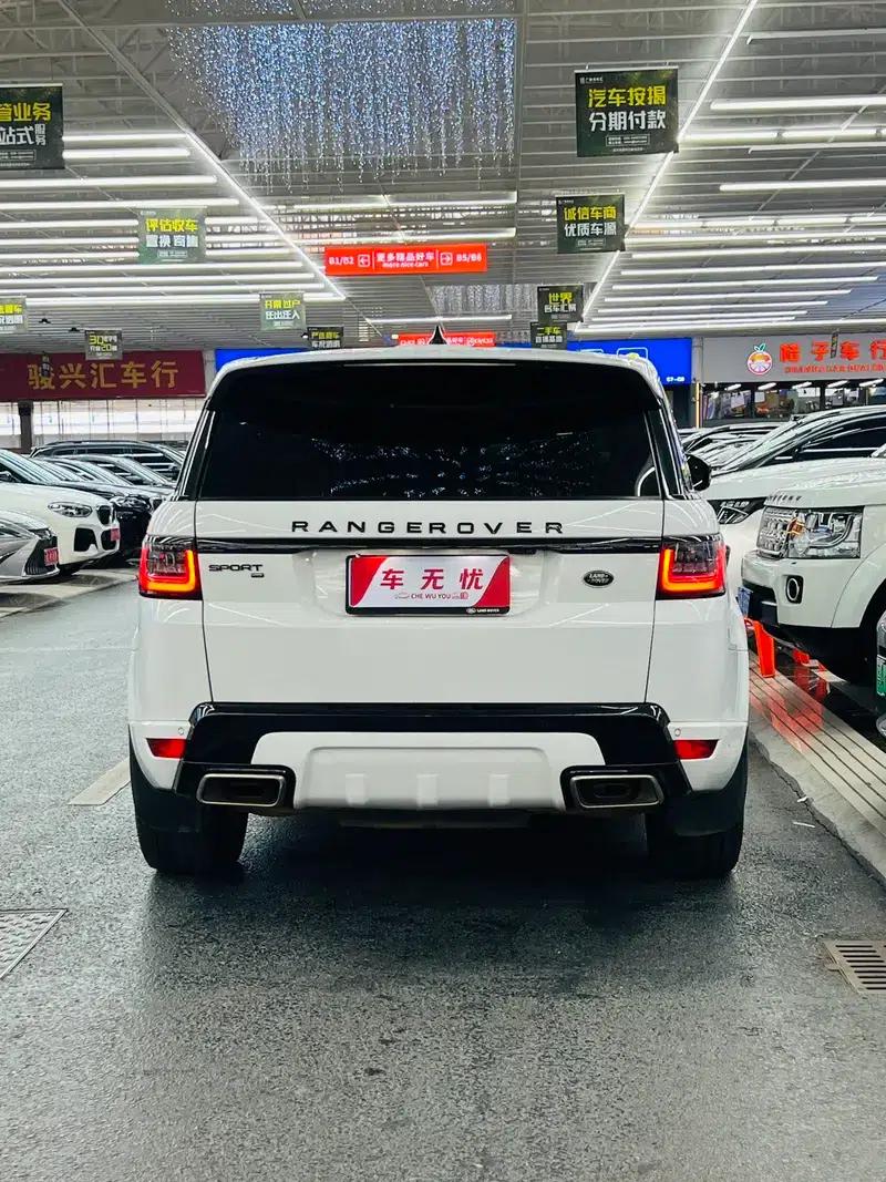 Range Rover Sport 2021 3.0 L6 Black Edition — миниатюра 6