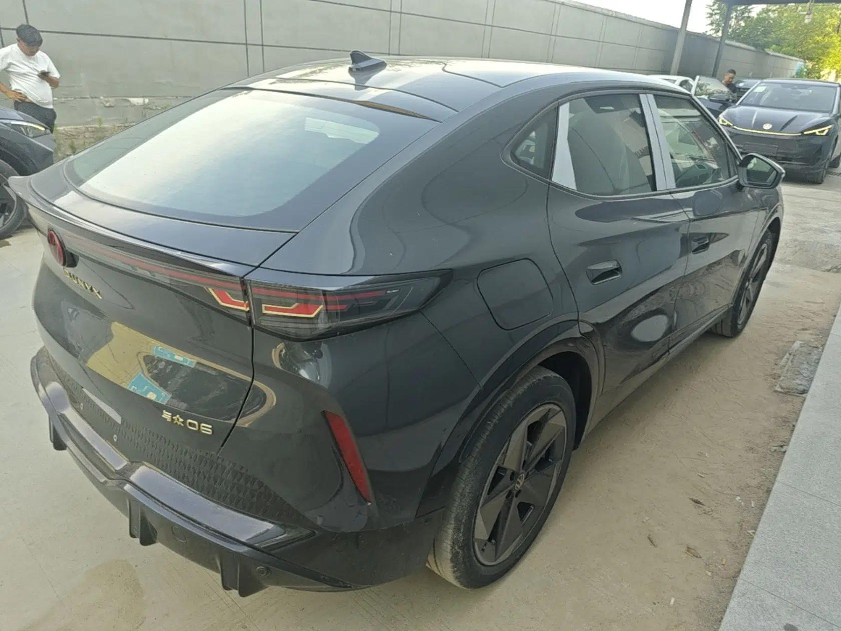 Volkswagen ID.UNYX 2025 Pure Model — миниатюра 6