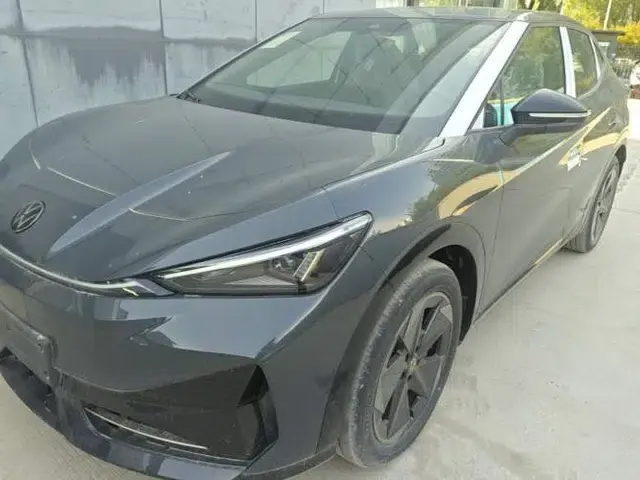 Volkswagen ID.UNYX 2025 Pure Model