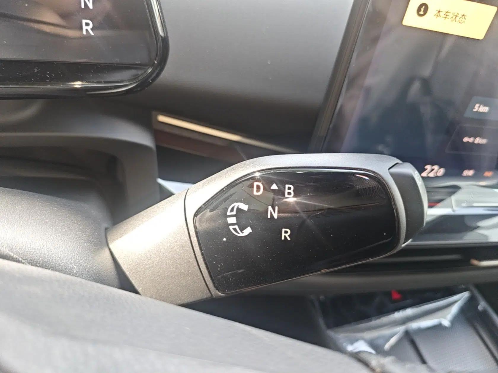 Volkswagen ID.UNYX 2025 Pure Model — миниатюра 16