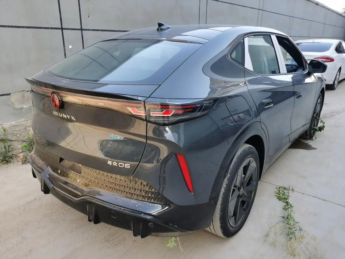 Volkswagen ID.UNYX 2025 Pure Model — миниатюра 6