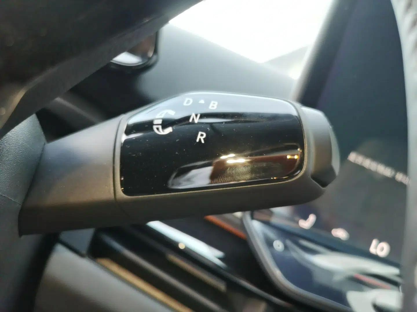 Volkswagen ID.UNYX 2025 Pure Model — миниатюра 16