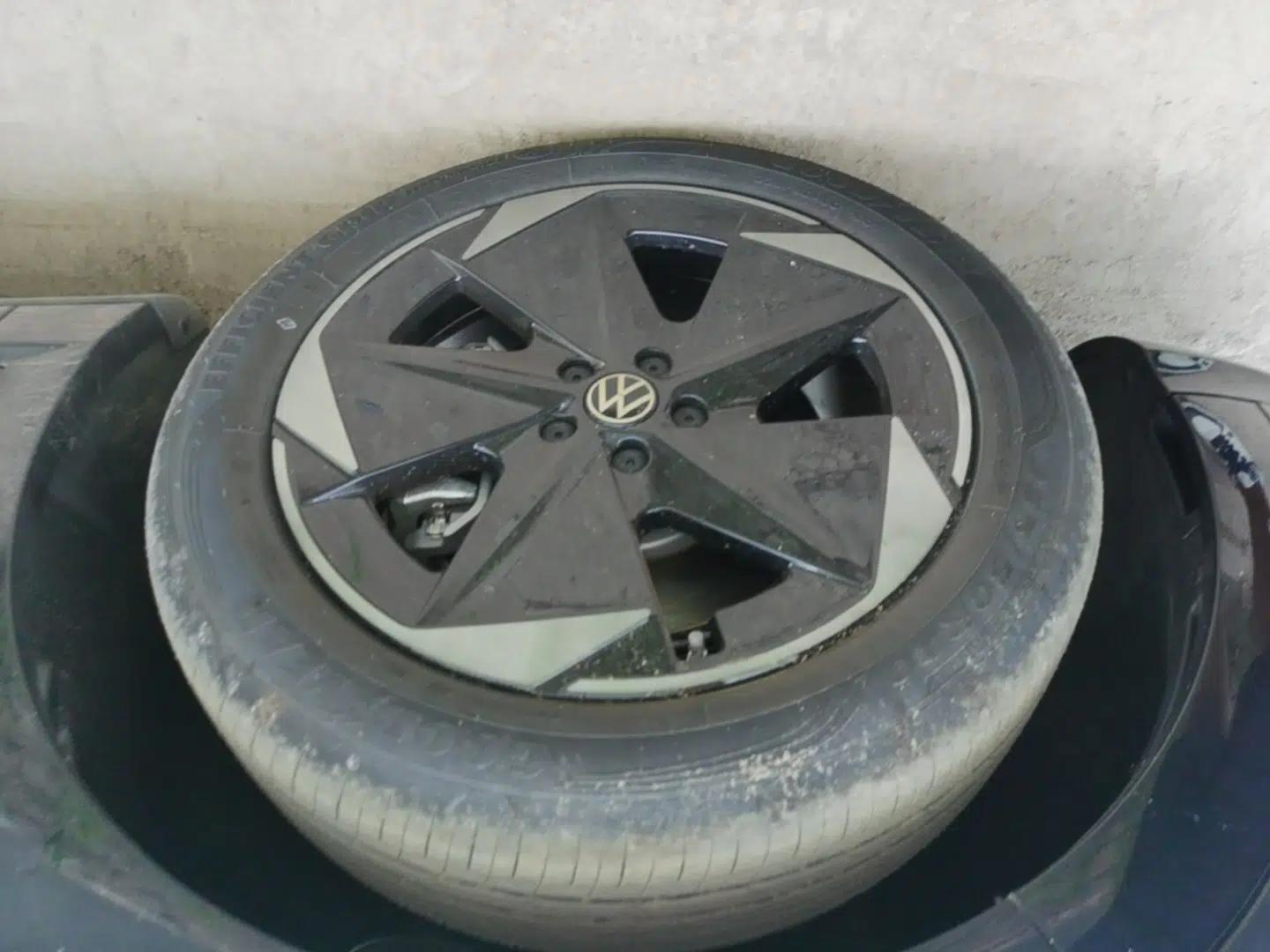 Volkswagen ID.UNYX 2025 Pure Model — миниатюра 10