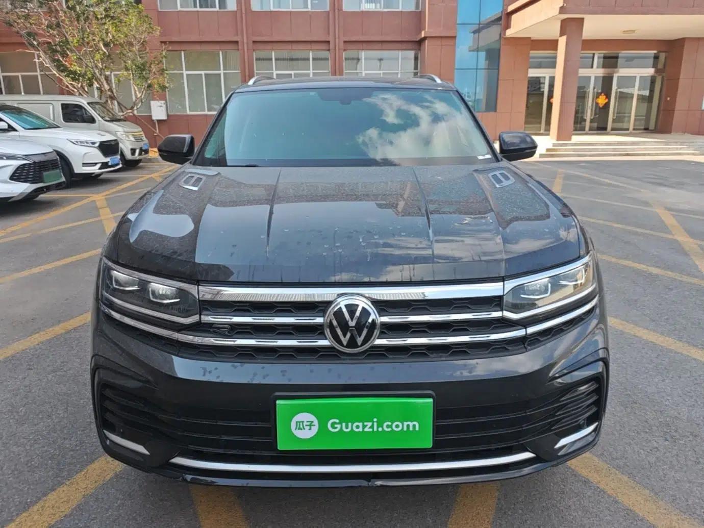 Volkswagen Teramont X 2021 330TSI Two-Wheel-Drive Prestige Luxury Edition — миниатюра 2
