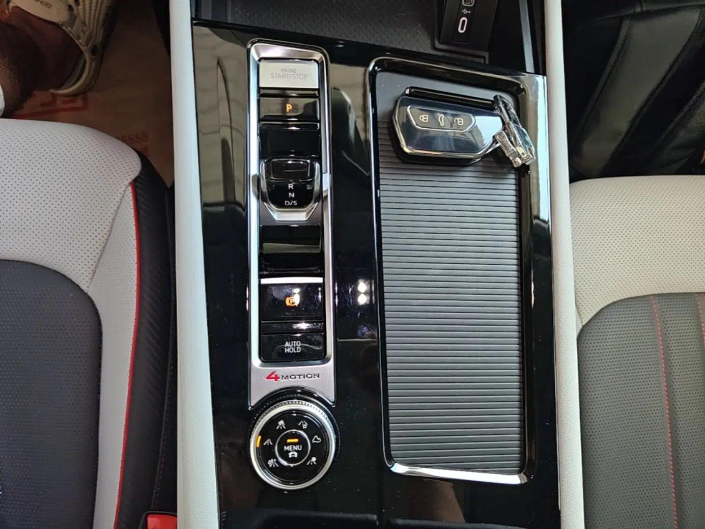 Volkswagen Teramont X 2025 Tiguan X 380TSI Four-Wheel Drive Excellence Edition — миниатюра 16