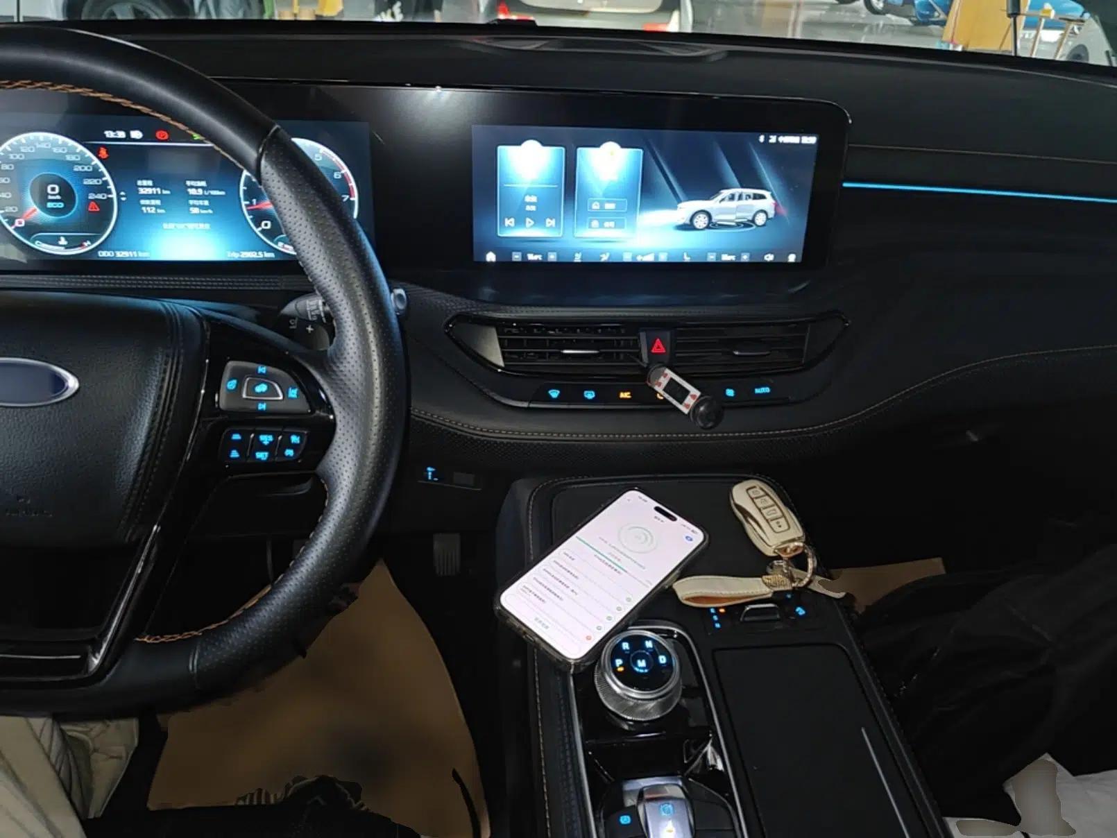 Ford Equator 2023 EcoBoost 225 Obsidian Orange Edition Prestige 7-Seater (2/2/3) — миниатюра 17