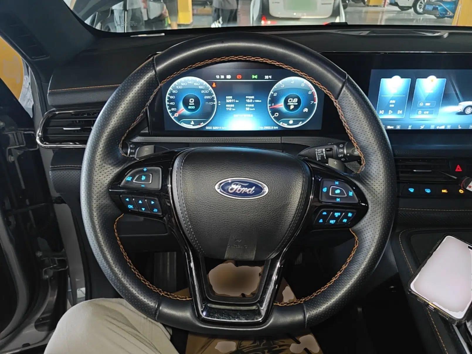 Ford Equator 2023 EcoBoost 225 Obsidian Orange Edition Prestige 7-Seater (2/2/3) — миниатюра 18