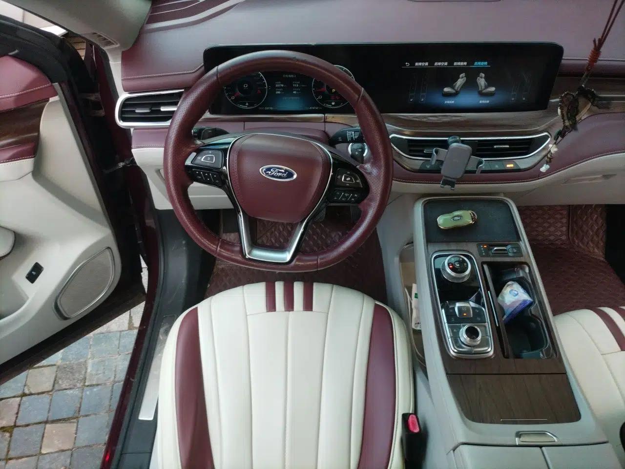 Ford Equator 2021 EcoBoost 225 Premier PLUS 6-Seater — миниатюра 10