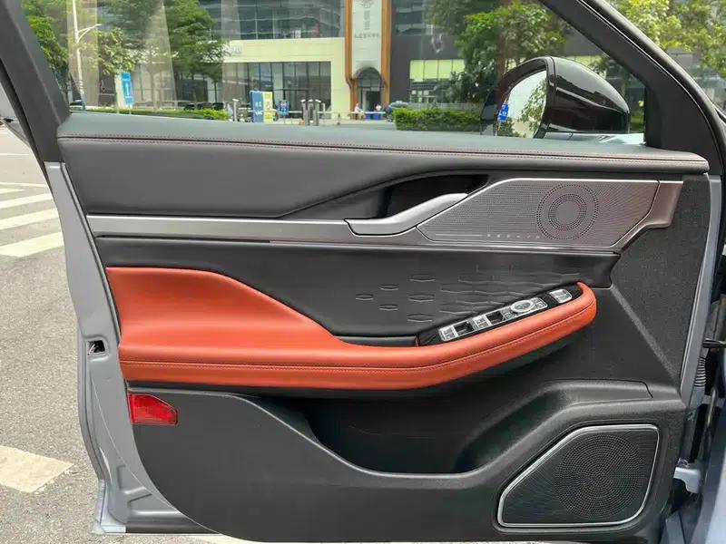 Lincoln Z 2022 i-Enjoy Premium Edition — миниатюра 12