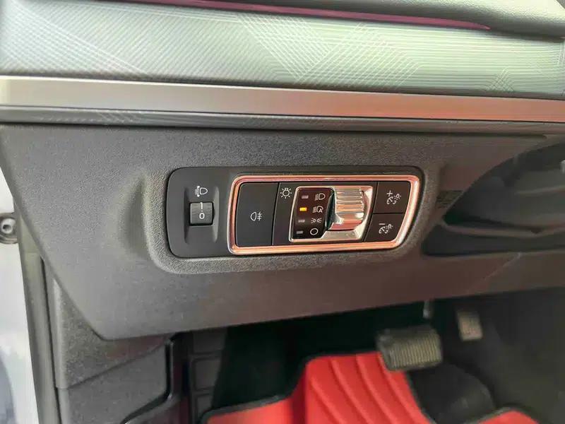 Lincoln Z 2022 i-Enjoy Premium Edition — миниатюра 25