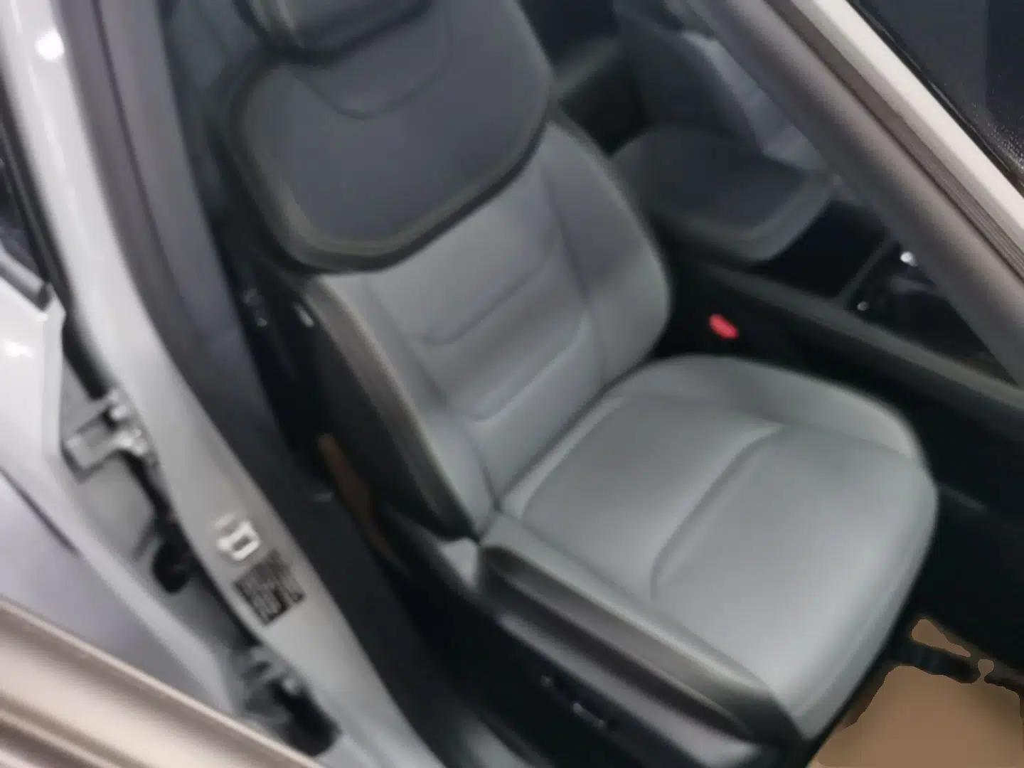 Ford Equator Sport New Energy 2025 Luxury Plus Version — миниатюра 19