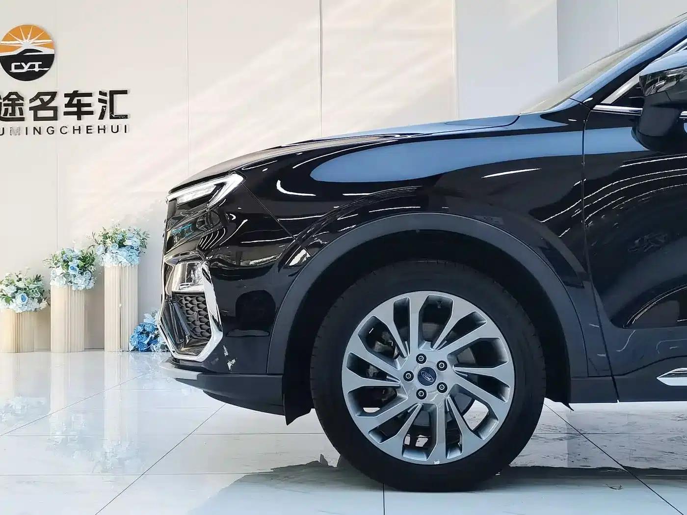 Lingyu 2023 EcoBoost 225 Premium 7-seater (2/2/3 seats) — миниатюра 9