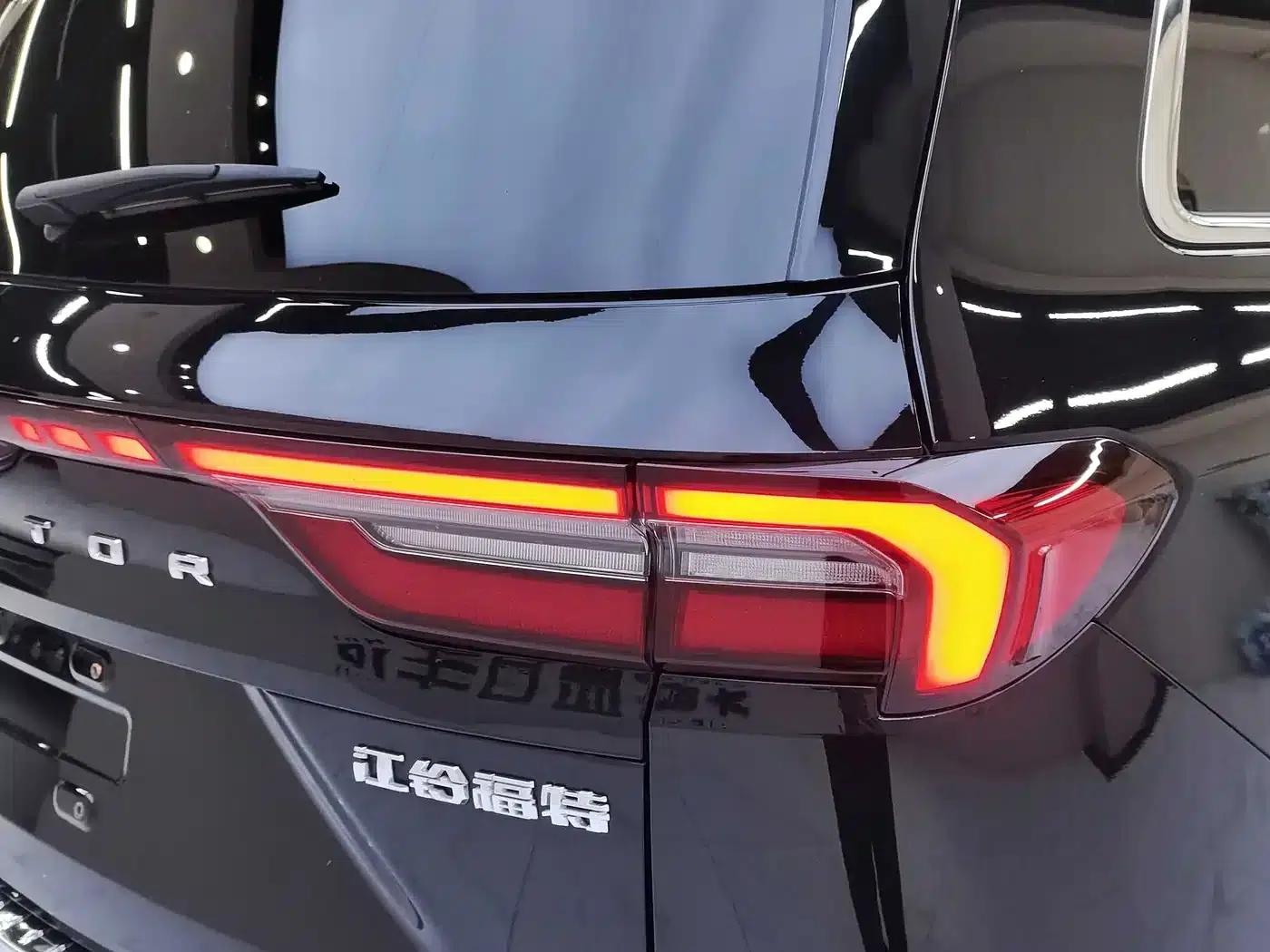Lingyu 2023 EcoBoost 225 Premium 7-seater (2/2/3 seats) — миниатюра 10