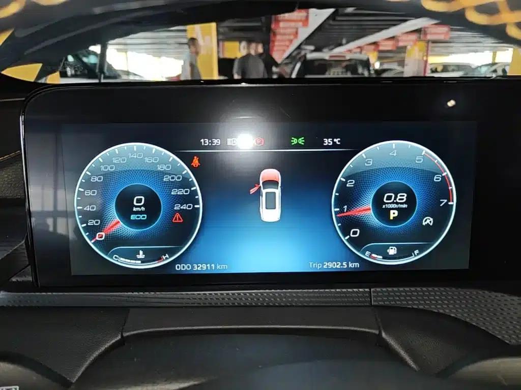 Lingyu 2023 EcoBoost 225 Obsidian Orange Edition, 7-seater (2/2/3 seats) — миниатюра 12