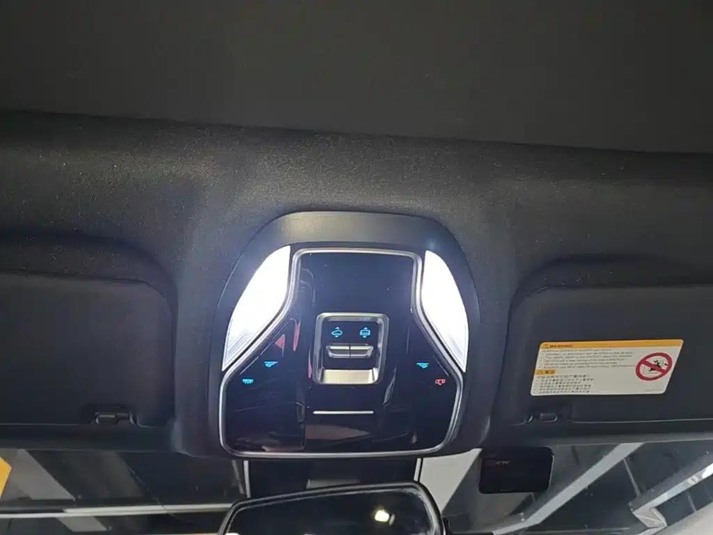 Lingyu 2023 EcoBoost 225 Obsidian Orange Edition, 7-seater (2/2/3 seats) — миниатюра 18
