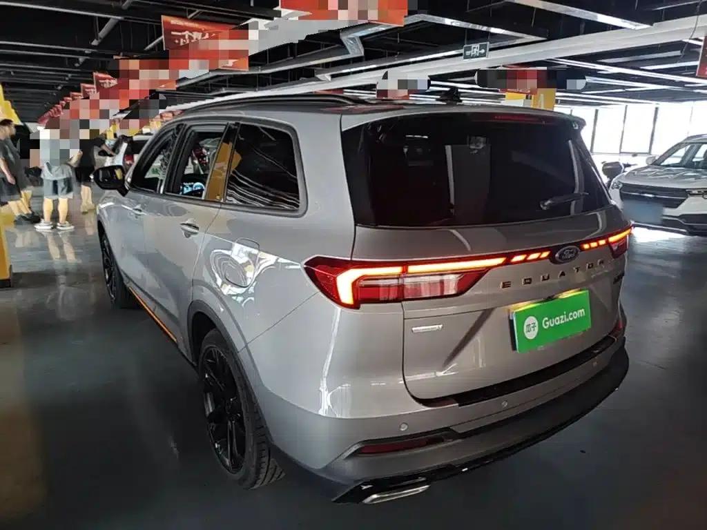 Lingyu 2023 EcoBoost 225 Obsidian Orange Edition, 7-seater (2/2/3 seats) — миниатюра 5