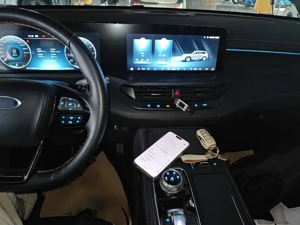 Lingyu 2023 EcoBoost 225 Obsidian Orange Edition, 7-seater (2/2/3 seats) — миниатюра 10