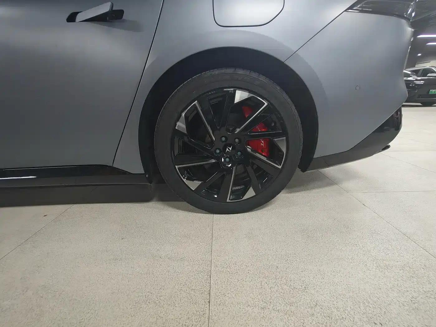 eπ007 2024 Pure Electric 540 AWD Max Edition — миниатюра 10