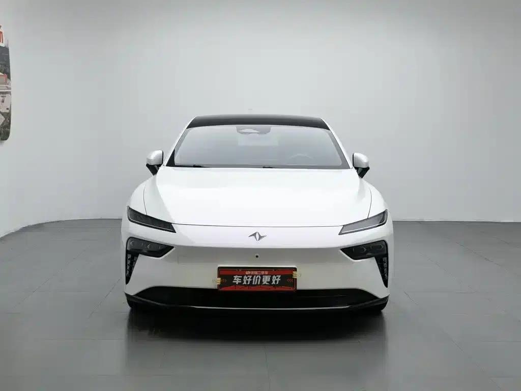 eπ007 2025 Pure Electric 565 AWD Max Navigator Edition — миниатюра 3