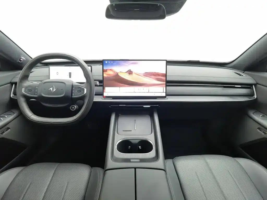 eπ007 2025 Pure Electric 565 AWD Max Navigator Edition — миниатюра 5