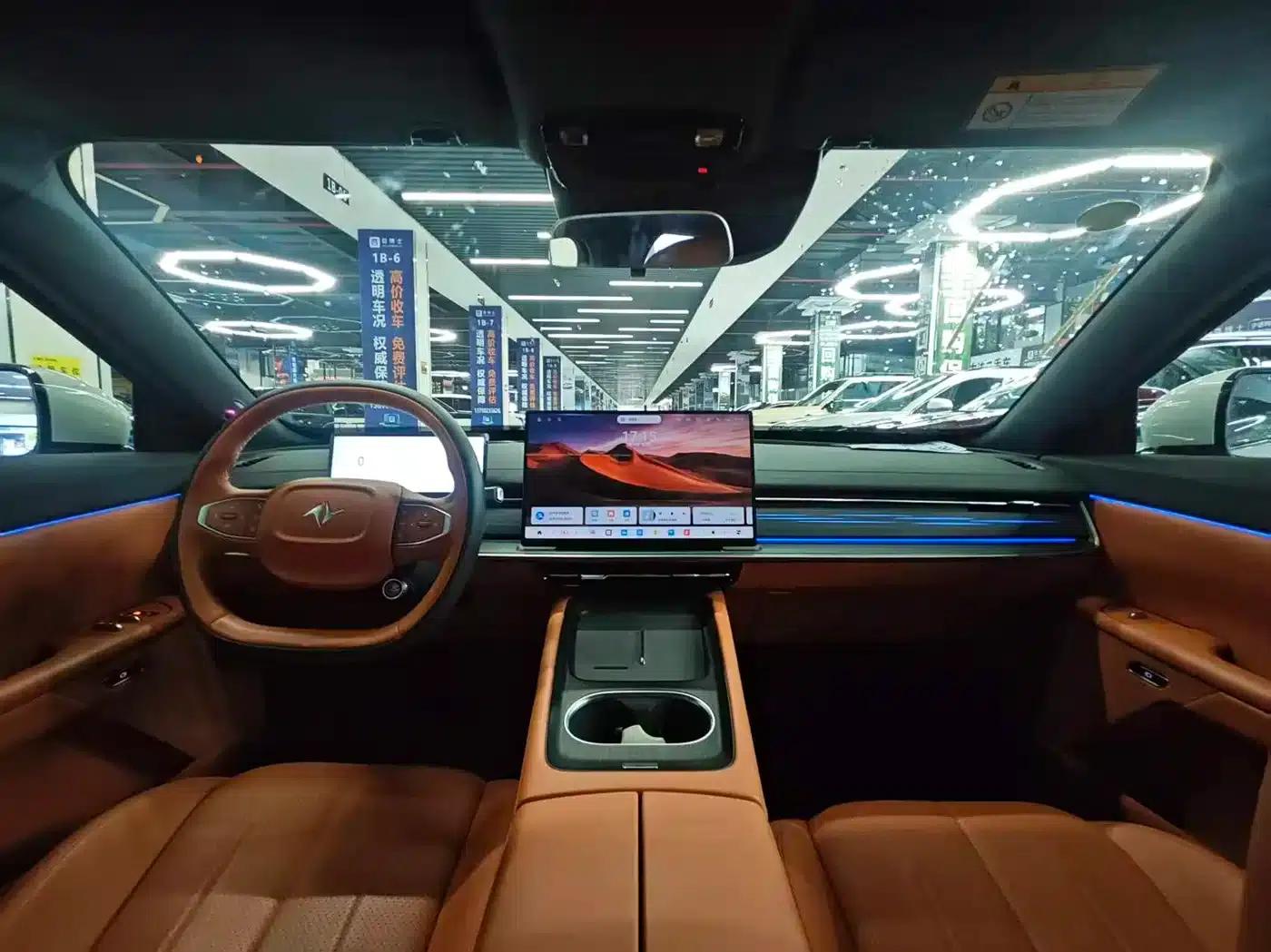eπ007 2025 Pure Electric 565 AWD Max Navigator Edition — миниатюра 9