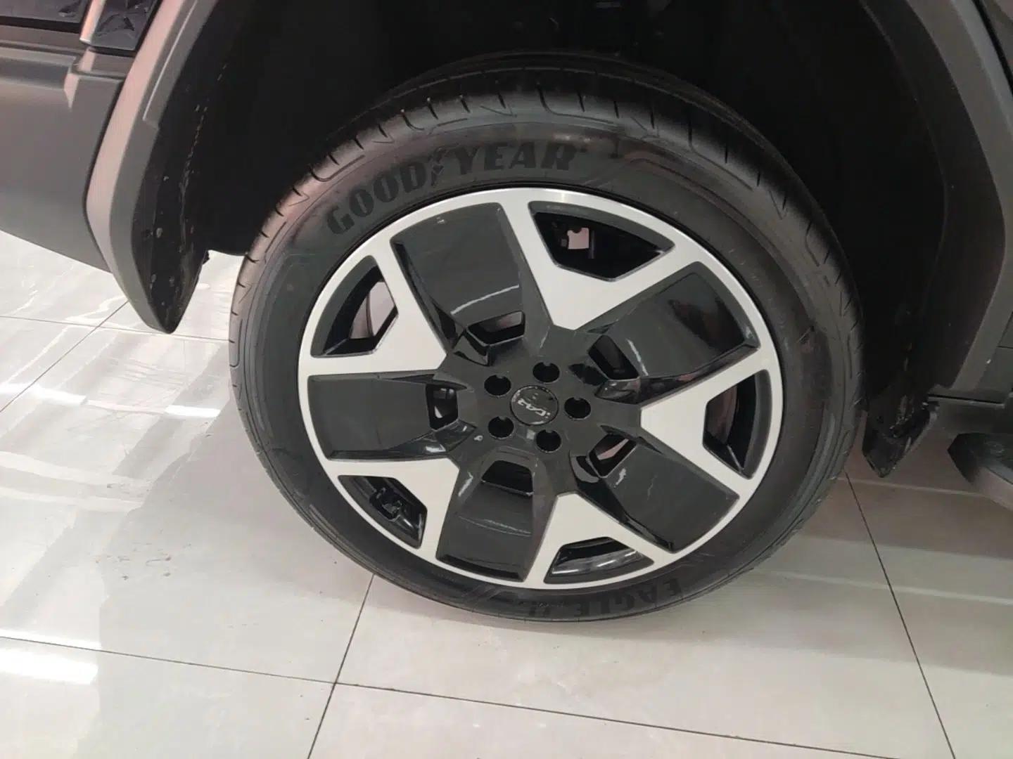 iCAR V27 2026 Model 200KM Four-Wheel Drive Falcon 500 — миниатюра 11